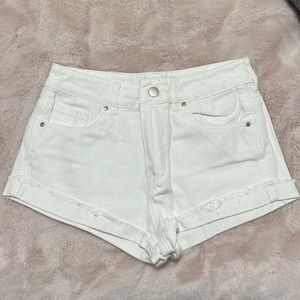 Kendall & Kylie white denim shorts